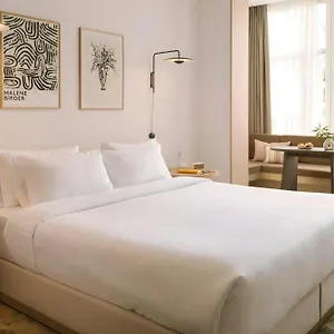 מלון Paseo De Gracia Hotel, Sonder By Marriott Bonvoy, ברצלונה