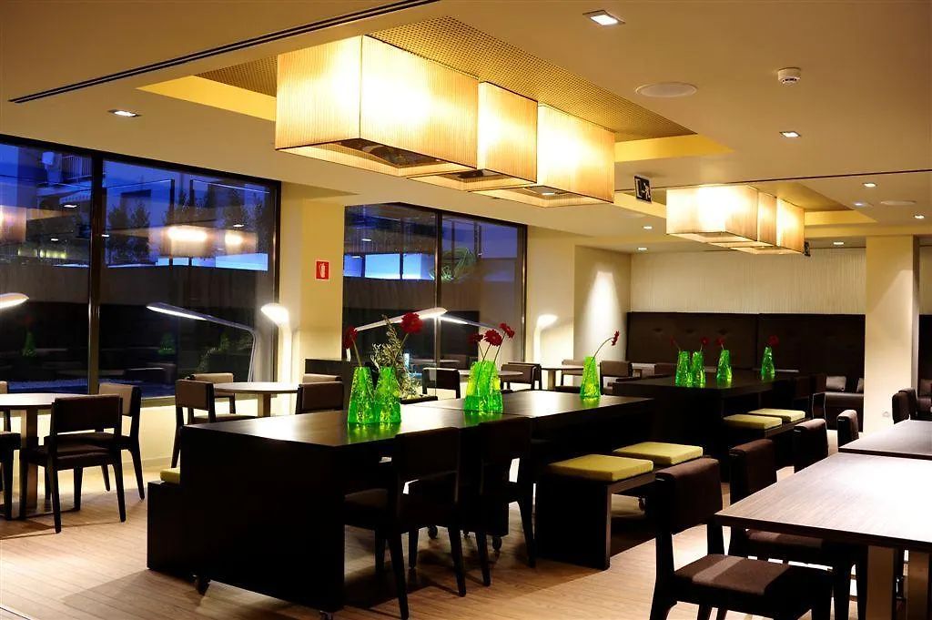 Grums Hotel & Spa Barcelona 4*,